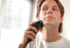 PHILIPS S1110/04 Shaver series 1000 borotva Szépségápolás / Egészség - Szőrtelenítő / borotva - Férfi borotva - 301197