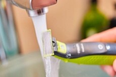 PHILIPS QP2520/30 OneBlade hibrid borotva Szépségápolás / Egészség - Szőrtelenítő / borotva - Férfi borotva - 342121