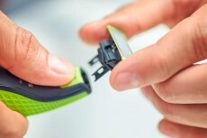 PHILIPS QP2520/30 OneBlade hibrid borotva Szépségápolás / Egészség - Szőrtelenítő / borotva - Férfi borotva - 342121