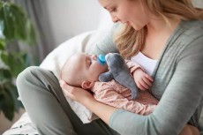 PHILIPS SCF348/14 AVENT játszócumi Szépségápolás / Egészség - Baba mama termék - Cumisüveg / cumi / etetés kiegészítő - 366586
