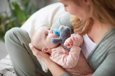 PHILIPS SCF348/14 AVENT játszócumi Szépségápolás / Egészség - Baba mama termék - Cumisüveg / cumi / etetés kiegészítő - 366586