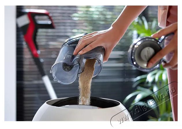 PHILIPS XC7043/01 SpeedPro Max fekete-piros &aacute;ll&oacute; porsz&iacute;v&oacute; H&aacute;ztart&aacute;s / Otthon / K&uuml;lt&eacute;r - Porsz&iacute;v&oacute; / takar&iacute;t&oacute;g&eacute;p - K&eacute;zi / &aacute;ll&oacute; porsz&iacute;v&oacute; - 384592