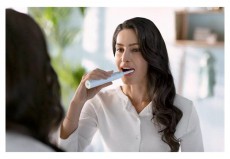 PHILIPS HX3673/13 Sonicare S3100 utazótokkal fehér szónikus elektromos fogkefe Szépségápolás / Egészség - Száj / fog ápolás - Elektromos fogkefe - 398192