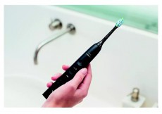 PHILIPS HX9911/09 fekete szónikus elektromos fogkefe Szépségápolás / Egészség - Száj / fog ápolás - Elektromos fogkefe - 455772