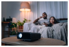 PHILIPS NPX320 NeoPix 320 Full HD fekete hordozható projektor Televíziók - Kivetítő - Kivetítő - 456390