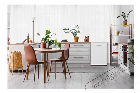 Philco PTL 135 EMW HŰTŐ EGYAJT&Oacute;S Konyhai term&eacute;kek - Hűtő, fagyaszt&oacute; (szabadon&aacute;ll&oacute;) - Egyajt&oacute;s hűtő - 502936