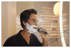 PHILIPS Series 9000 Prestige Wet & Dry SP9883/36 Szépségápolás / Egészség - Szőrtelenítő / borotva - Férfi borotva - 510617