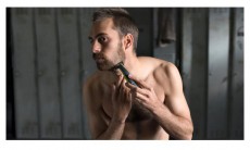 PHILIPS OneBlade 360 QP2724/31 hibrid borotva Sz&eacute;ps&eacute;g&aacute;pol&aacute;s / Eg&eacute;szs&eacute;g - Szőrtelen&iacute;tő / borotva - F&eacute;rfi borotva - 513497