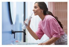 PHILIPS Sonicare 9000 DiamondClean és Power Flosser HX3886/41 Elektromos fogkefe Szépségápolás / Egészség - Száj / fog ápolás - Elektromos fogkefe - 525673