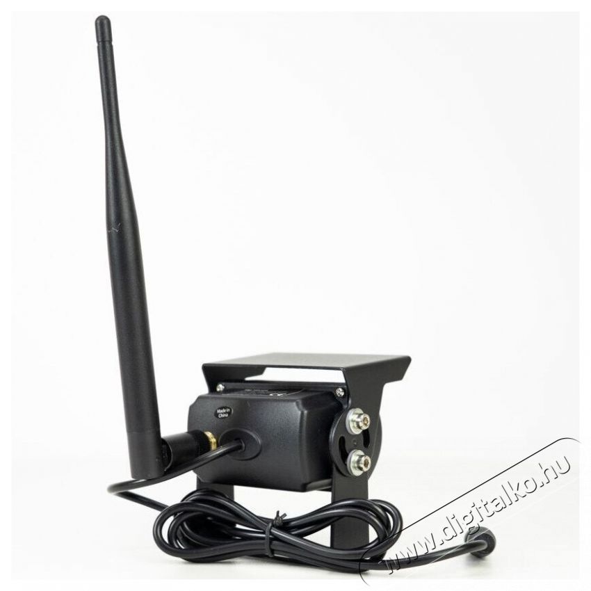 PNI TRK504 vezet&eacute;k n&eacute;lk&uuml;li vide&oacute;megfigyelő k&eacute;szlet teheraut&oacute; DVR-hez LCD monitorral &eacute;s 4 kamer&aacute;val Fot&oacute;-Vide&oacute; kieg&eacute;sz&iacute;tők - Egy&eacute;b fot&oacute;-vide&oacute; kieg&eacute;sz&iacute;tő - Egy&eacute;b - 535544