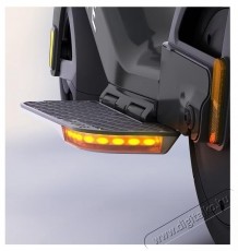 Pure Electric Advance elektromos roller H&aacute;ztart&aacute;s / Otthon / K&uuml;lt&eacute;r - J&aacute;t&eacute;k / Sport - Roller / segway / g&ouml;rdeszka - 535625