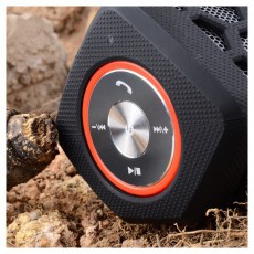 Quazar QZR-SP01-BL Loudbox fekete Bluetooth hangszóró Audio-Video / Hifi / Multimédia - Hordozható, vezeték nélküli / bluetooth hangsugárzó - Hordozható, vezeték nélküli / bluetooth hangsugárzó - 411827