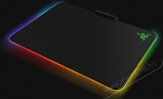 Razer Firefly Gamer egérpad (FRZ02-01350100-R3M1) Iroda és számítástechnika - Egér - Egérpad - 324563