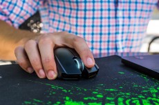 Razer Orochi 2015 vezeték nélküli Gamer egér (RZ01-01550100-R3G1) Iroda és számítástechnika - Egér - Vezeték nélküli egér - 324576