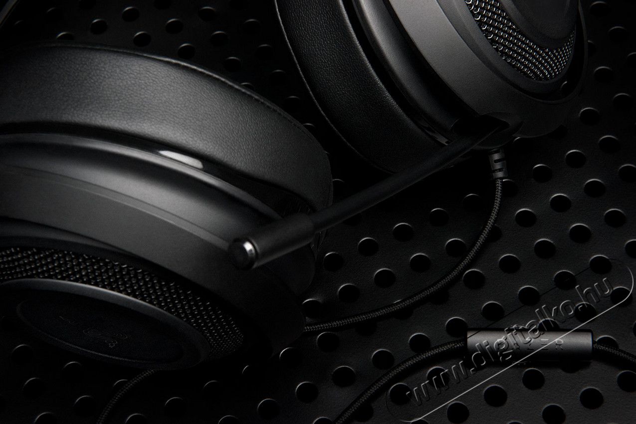Razer ManO War 7.1 Gamer headset (RZ04-01920200-R3G1) Audio-Video / Hifi / Multimédia - Fül és Fejhallgatók - Fejhallgató mikrofonnal / headset - 324618