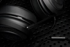Razer ManO War 7.1 Gamer headset (RZ04-01920200-R3G1) Audio-Video / Hifi / Multimédia - Fül és Fejhallgatók - Fejhallgató mikrofonnal / headset - 324618