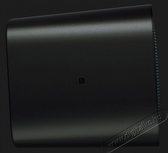Razer Leviathan Mini Bluetooth hangszóró (RZ05-01570100-R3G1) Audio-Video / Hifi / Multimédia - Hordozható, vezeték nélküli / bluetooth hangsugárzó - Hordozható, vezeték nélküli / bluetooth hangsugárzó - 324623