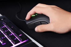 Razer DeathAdder Elite vezeték nélküli Gamer egér (RZ01-02010100-R3G1) Iroda és számítástechnika - Egér - Vezetékes egér - 324580