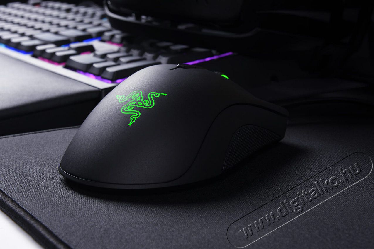 Razer DeathAdder Elite vezeték nélküli Gamer egér (RZ01-02010100-R3G1) Iroda és számítástechnika - Egér - Vezetékes egér - 324580