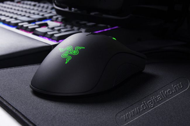 Razer DeathAdder Elite vezeték nélküli Gamer egér (RZ01-02010100-R3G1) Iroda és számítástechnika - Egér - Vezetékes egér - 324580