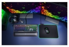 Razer BlackWidow Elite (yellow switch) US gamer billentyűzet Iroda &eacute;s sz&aacute;m&iacute;t&aacute;stechnika - Billentyűzet / billentyűzet szett - Vezet&eacute;kes - 440291