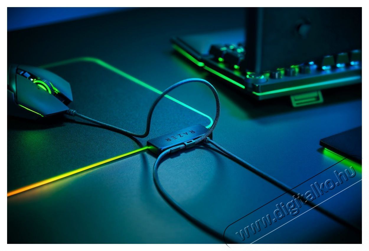 Razer Firefly V2 vil&aacute;g&iacute;t&oacute; gamer eg&eacute;rpad Iroda &eacute;s sz&aacute;m&iacute;t&aacute;stechnika - Eg&eacute;r - Eg&eacute;rpad - 439949