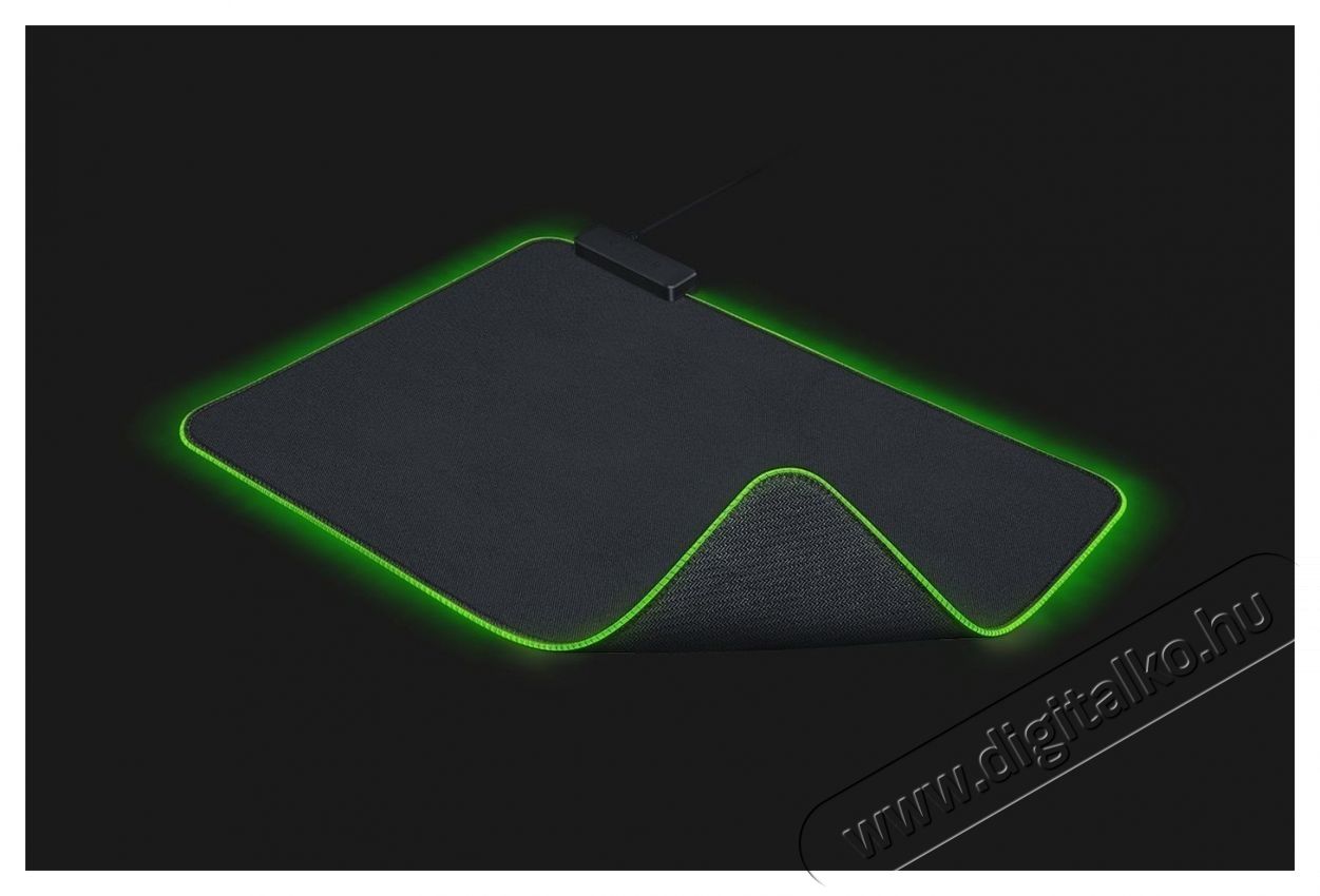 Razer Goliathus Chroma RGB fekete eg&eacute;rpad Iroda &eacute;s sz&aacute;m&iacute;t&aacute;stechnika - Eg&eacute;r - Eg&eacute;rpad - 385200