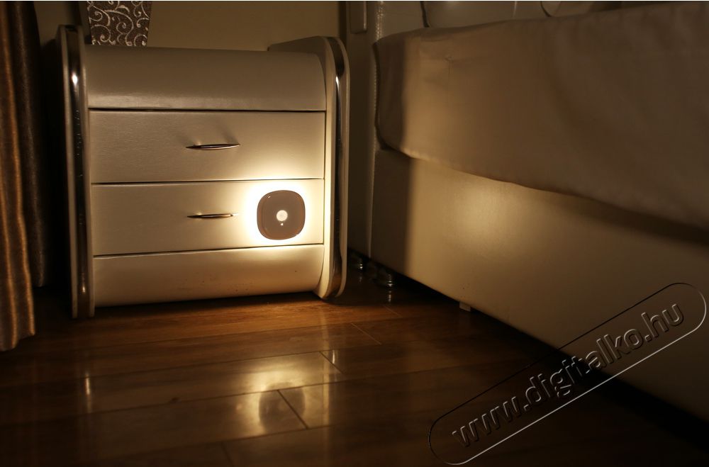 Retlux RNL 105 LED éjszakai fény PIR 3xAAA WW Háztartás / Otthon / Kültér - Világítás / elektromosság - Éjszakai irányfény - 351865