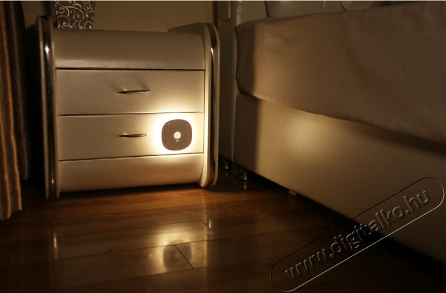 Retlux RNL 105 LED éjszakai fény PIR 3xAAA WW Háztartás / Otthon / Kültér - Világítás / elektromosság - Éjszakai irányfény - 351865