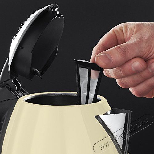 Russell Hobbs 20194-70 Colours Classic Krém kompakt vízforraló Konyhai termékek - Vízforraló / teafőző - 297786