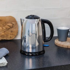 Russell Hobbs 23930-70 Victory vízforraló Újdonságok - Új termékek - 369765