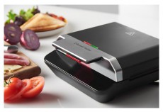 Russell Hobbs 26800-56/RH Creations Easy Clean fekete szendvicssütő Konyhai termékek - Konyhai kisgép (sütés / főzés / hűtés / ételkészítés) - Melegszendvics / gofri sütő - 500569