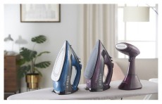 Russell Hobbs 27410-56/RH Steam Genie Colour Control kézi ruhagőzölő Háztartás / Otthon / Kültér - Tisztító / mosó - Kézi gőztisztító / gőzborotva - 502000