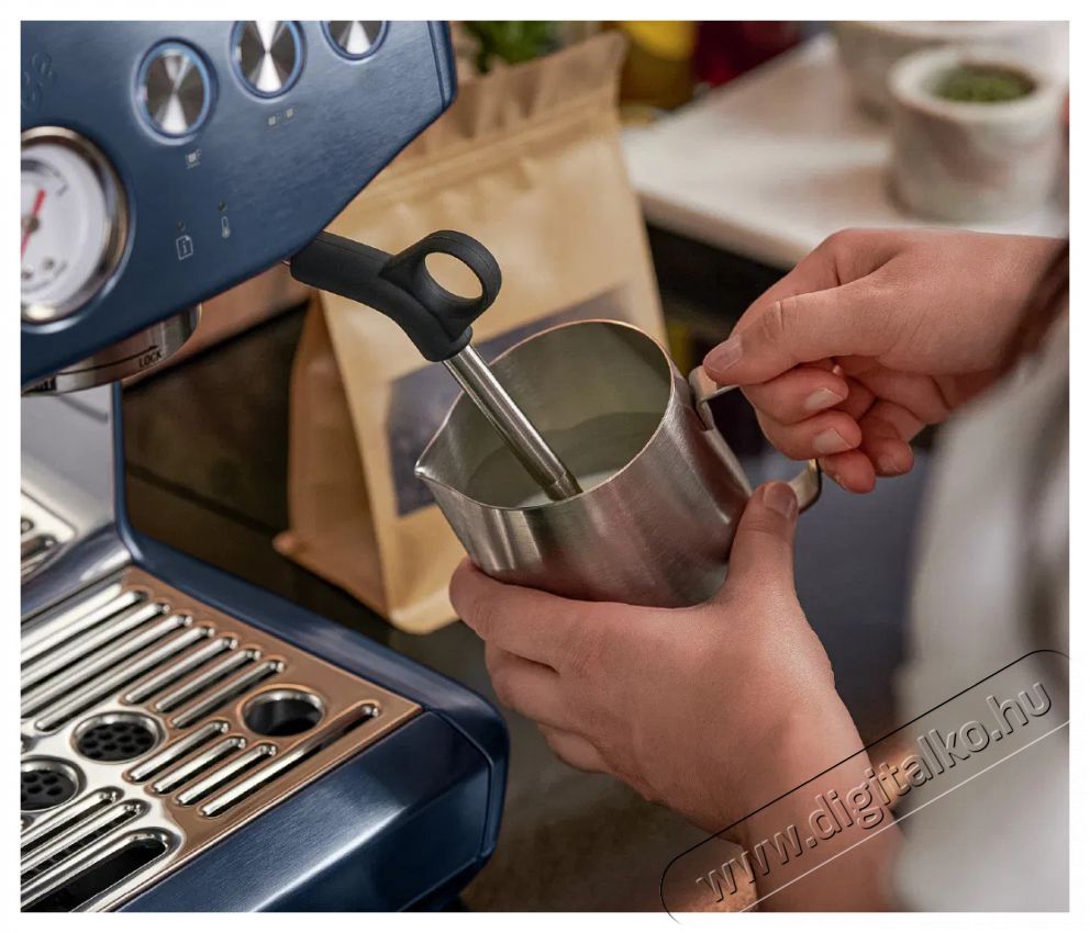 Sage SES876DBL Barista Express Impress Konyhai term&eacute;kek - K&aacute;v&eacute;főző / k&aacute;v&eacute;&ouml;rlő / kieg&eacute;sz&iacute;tő - K&aacute;v&eacute; kapszula / pod / szemes / őr&ouml;lt k&aacute;v&eacute; - 529979