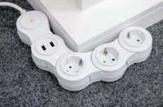 SAL Somogyi NVH 03K/WIFI Smart 3 aljzat + 2x USB csuklós elosztó Iroda és számítástechnika - Notebook kiegészítő - USB hub / elosztó - 368178
