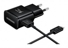 SAMSUNG EP-TA20EBEC hálózati töltő / Type-C - fekete Mobil / Kommunikáció / Smart - Mobiltelefon kiegészítő / tok - Hálózati-, autós töltő - 331339