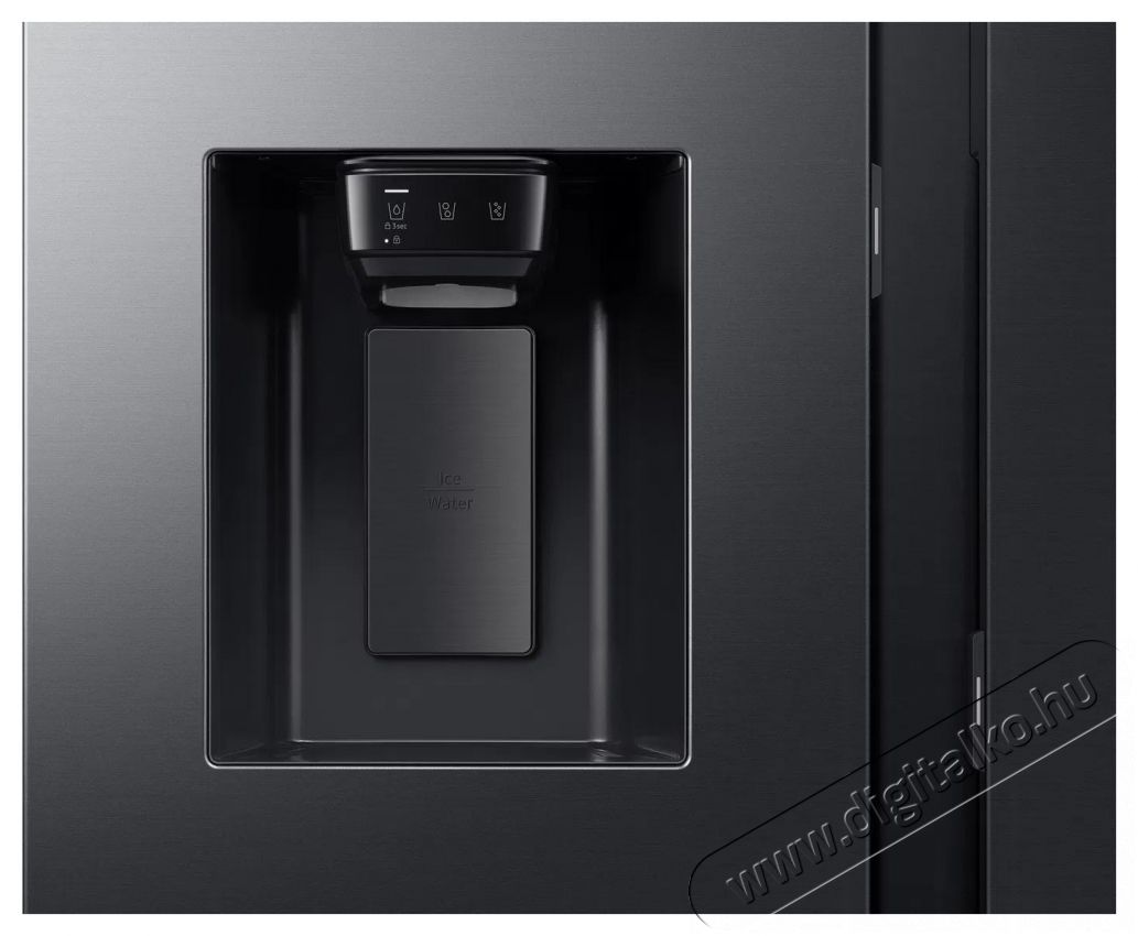 SAMSUNG RS90F66BEFEO Konyhai term&eacute;kek - Hűtő, fagyaszt&oacute; (szabadon&aacute;ll&oacute;) - Amerikai t&iacute;pus&uacute; Side By Side hűtő - 515780