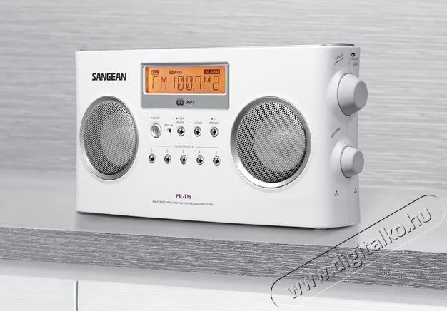 Sangean PR-D5 PACK sztereó táskarádió + hálózati adapter - fehér Audio-Video / Hifi / Multimédia - Rádió / órás rádió - Hordozható, zseb-, táska rádió - 259279