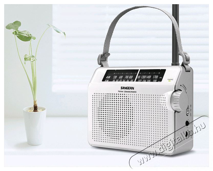 Sangean PR-D6 AM/FM hordozható táskarádió - fehér Audio-Video / Hifi / Multimédia - Rádió / órás rádió - Hordozható, zseb-, táska rádió - 259280