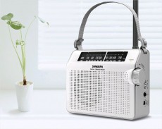 Sangean PR-D6 AM/FM hordozható táskarádió - fehér Audio-Video / Hifi / Multimédia - Rádió / órás rádió - Hordozható, zseb-, táska rádió - 259280