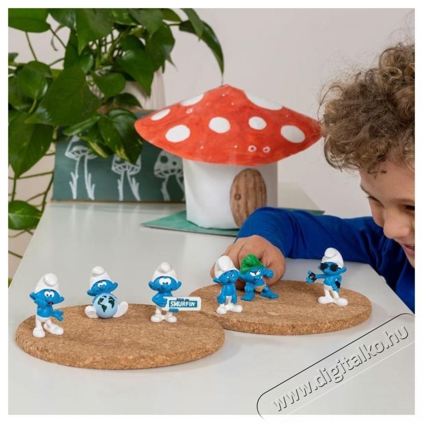 Schleich The Smurfs 20843 Smurfin H&aacute;ztart&aacute;s / Otthon / K&uuml;lt&eacute;r - J&aacute;t&eacute;k / Sport - J&aacute;t&eacute;kfigura - 533758