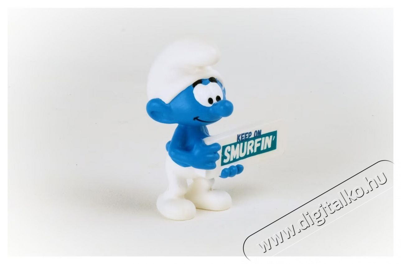Schleich The Smurfs 20843 Smurfin H&aacute;ztart&aacute;s / Otthon / K&uuml;lt&eacute;r - J&aacute;t&eacute;k / Sport - J&aacute;t&eacute;kfigura - 533758