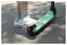 Segway Ninebot eKickScooter ZING A6 elektromos gyerek roller Háztartás / Otthon / Kültér - Játék / Sport - Roller / segway / gördeszka - 387177