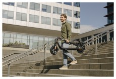 Segway Ninebot KickScooter F2 Plus elektromos roller Háztartás / Otthon / Kültér - Játék / Sport - Roller / segway / gördeszka - 478197