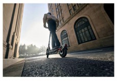 Segway Ninebot KickScooter F3 Pro E elektromos roller Háztartás / Otthon / Kültér - Játék / Sport - Roller / segway / gördeszka - 507051