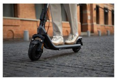 Segway Ninebot KickScooter E2 Plus E II elektromos roller Háztartás / Otthon / Kültér - Játék / Sport - Roller / segway / gördeszka - 507598