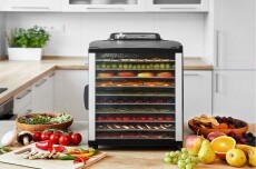 Sencor SFD 7000BK Aszalógép - fekete Konyhai termékek - Konyhai kisgép (sütés / főzés / hűtés / ételkészítés) - Gyümölcsaszaló - 351995
