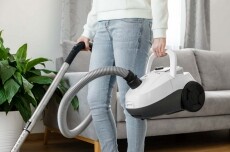 Sencor SVC 5500WH porszívó Háztartás / Otthon / Kültér - Porszívó / takarítógép - Porzsákos porszívó - 361499