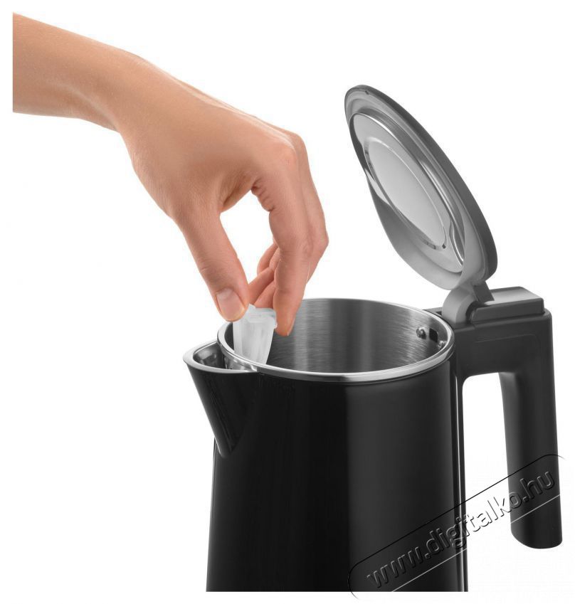Sencor SWK 0156BK 1,0L-es fekete v&iacute;zforral&oacute; Konyhai term&eacute;kek - V&iacute;zforral&oacute; / teafőző - 502161