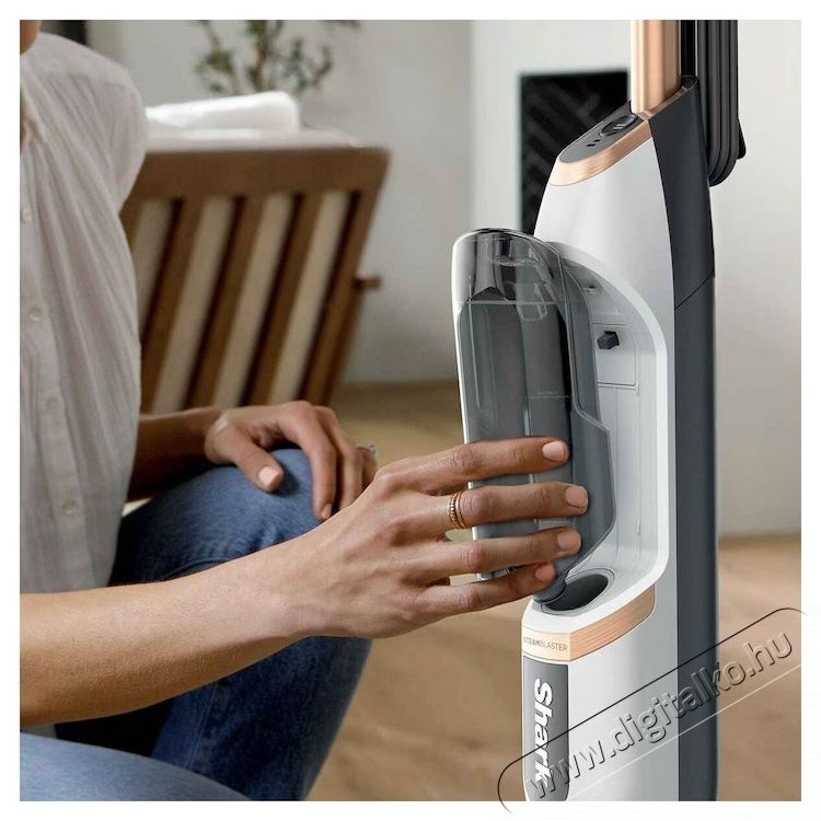 Shark SteamSpot S2001EU elektromos gőzmos&oacute; H&aacute;ztart&aacute;s / Otthon / K&uuml;lt&eacute;r - Tiszt&iacute;t&oacute; / mos&oacute; - Gőz&ouml;lős padl&oacute;tiszt&iacute;t&oacute; - 531352